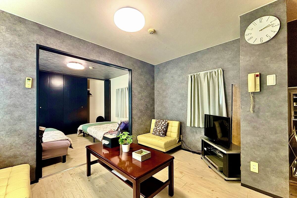 Osaka Namba 701 Cozy Clean 34sqm Max 4pp | Living area