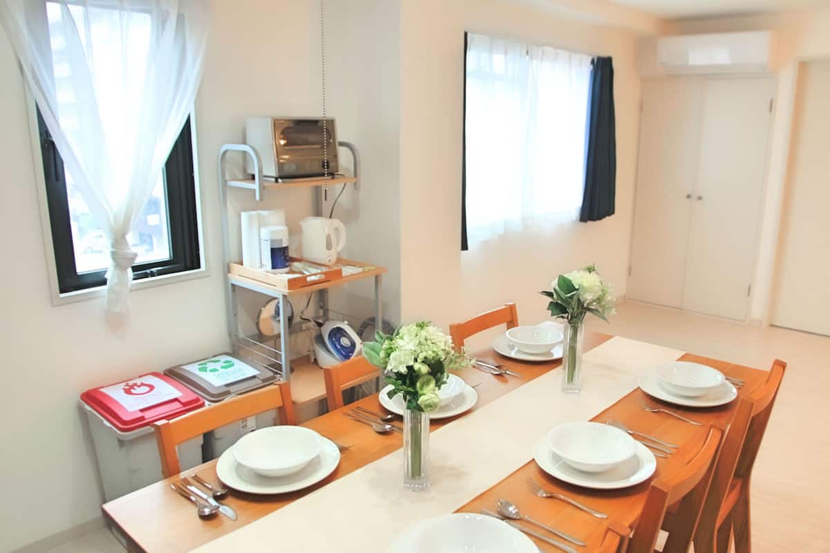 Osaka Namba 401 Cozy Clean 45m2 Max 6pp | Private kitchen | Fridge, microwave, stovetop, electric kettle
