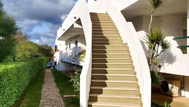 Imagen sin descripción, 1 de 27, botón