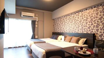 Deluxe Twin Room with Sofa | Blackout drapes, free WiFi, bed sheets