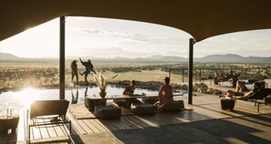 Outdoor pool, sun loungers - Our Habitas Namibia (Windhoek)
