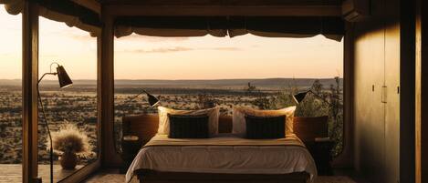 Literie de qualité supérieure, surmatelas, bureau