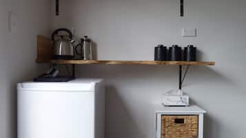 Free daily self-serve breakfast