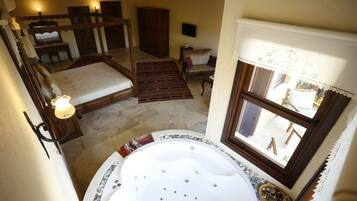 18 bedrooms, Internet