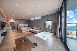 Free WiFi - W Spa Pension (Sokcho)