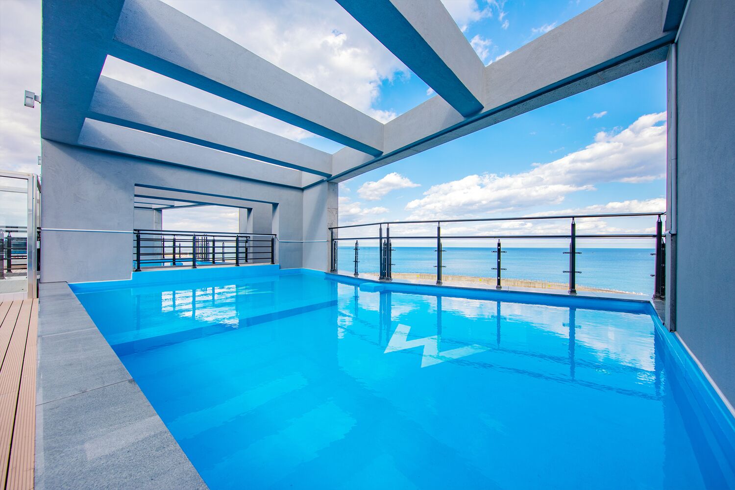 Seasonal outdoor pool