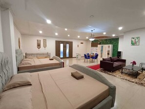 Espaço de trabalho para notebook, Wi-Fi de cortesia