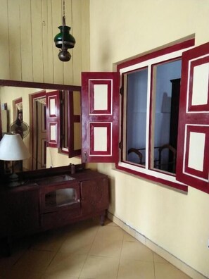 Interior - Beatrice House (Galle)