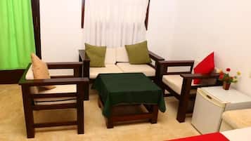 Double Room | Living room