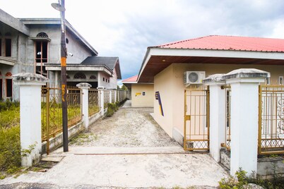 OYO 2592 Bunda Puja 家庭旅馆