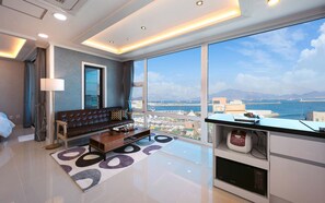 P402_Spa | Living area