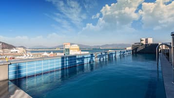 Seasonal outdoor pool, a heated pool