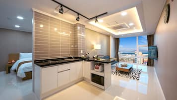 Private kitchenette