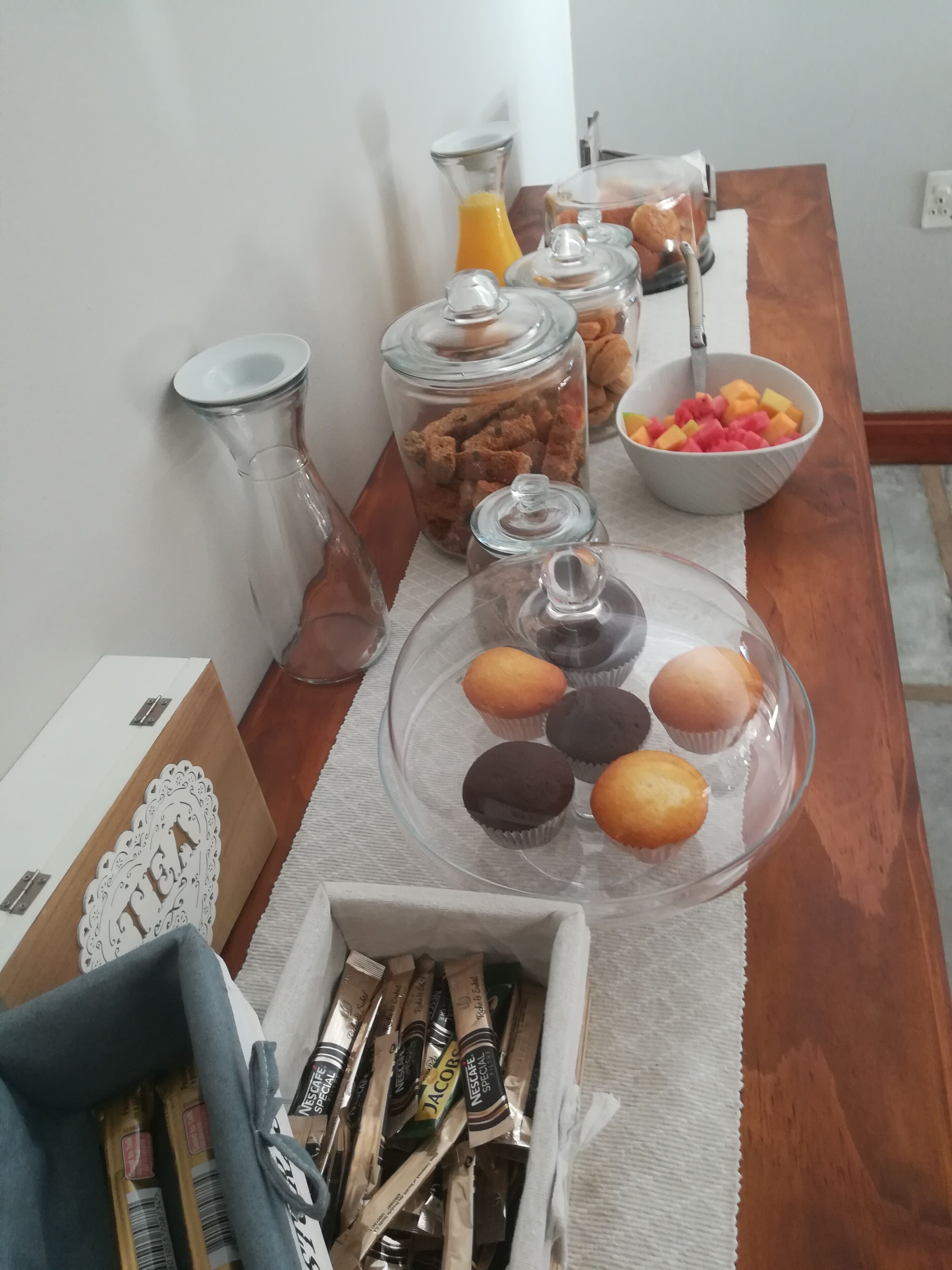 Free daily English breakfast