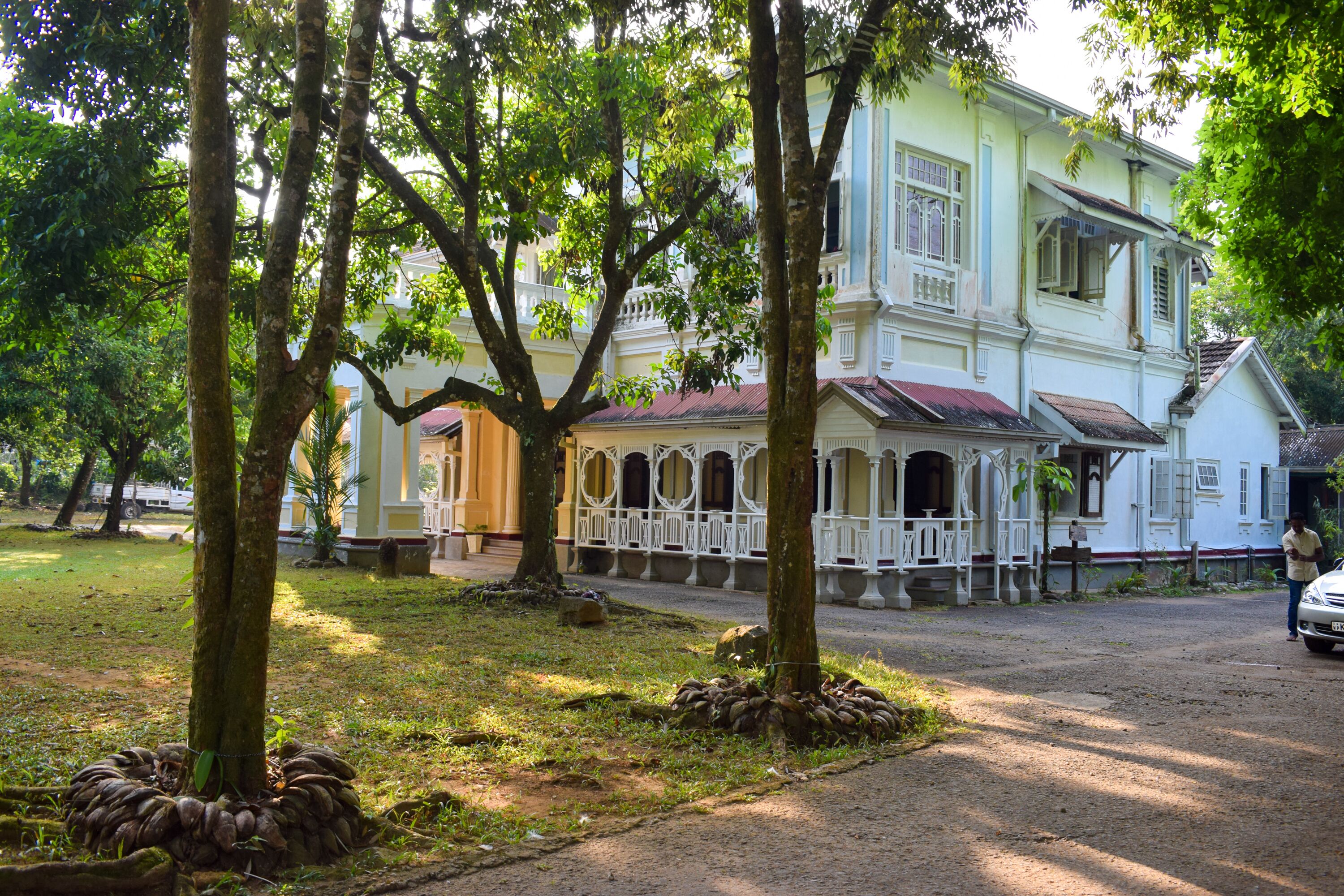 Mặt tiền nơi lưu trú