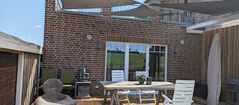 Apartment (56 m²) in the metropolitan region of Hamburg and yet idyllically located