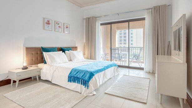 Unclassified image, 1 of 10, button - R&H Goldenmile Palm (Dubai)