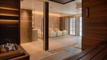 Sauna, Massageanwendungen