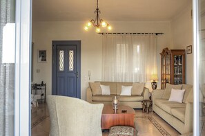 Apartment | Wohnbereich | Flachbildfernseher, Kamin
