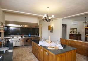 Fridge, microwave, oven, stovetop - Exclusive and Romantic Boutique Hotel (Fethiye)