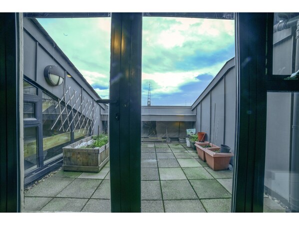 Unclassified image, 1 of 27, button - Charming Loft Studio in East London (London)