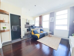 公寓 (1 Bedroom) | 客廳