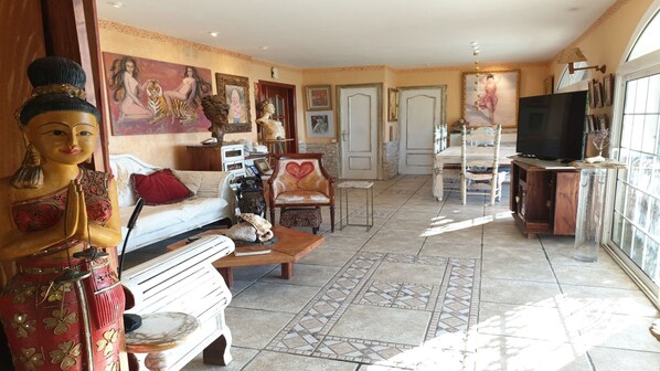 Interior - VILLA DEL ARTE, sea views, pool and barbecue (Sitges)