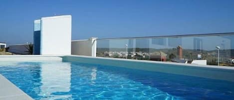 Piscina | Una piscina al aire libre