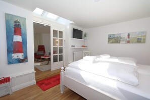 Unclassified image, 5 of 16, button