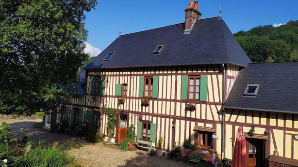 Front of property - Duck House (Rives-en-Seine)