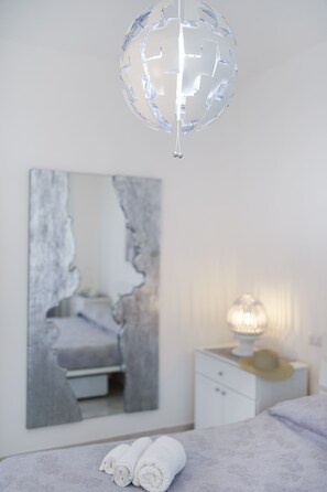 Panoramic Apartment | 2 bedrooms, iron/ironing board, free WiFi, bed sheets