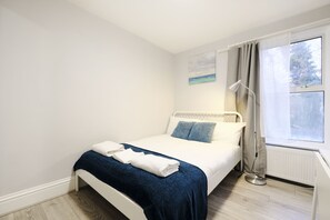 公寓 (1 Bedroom) | 1 間睡房、熨斗/熨衫板、床單