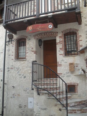 Esterni