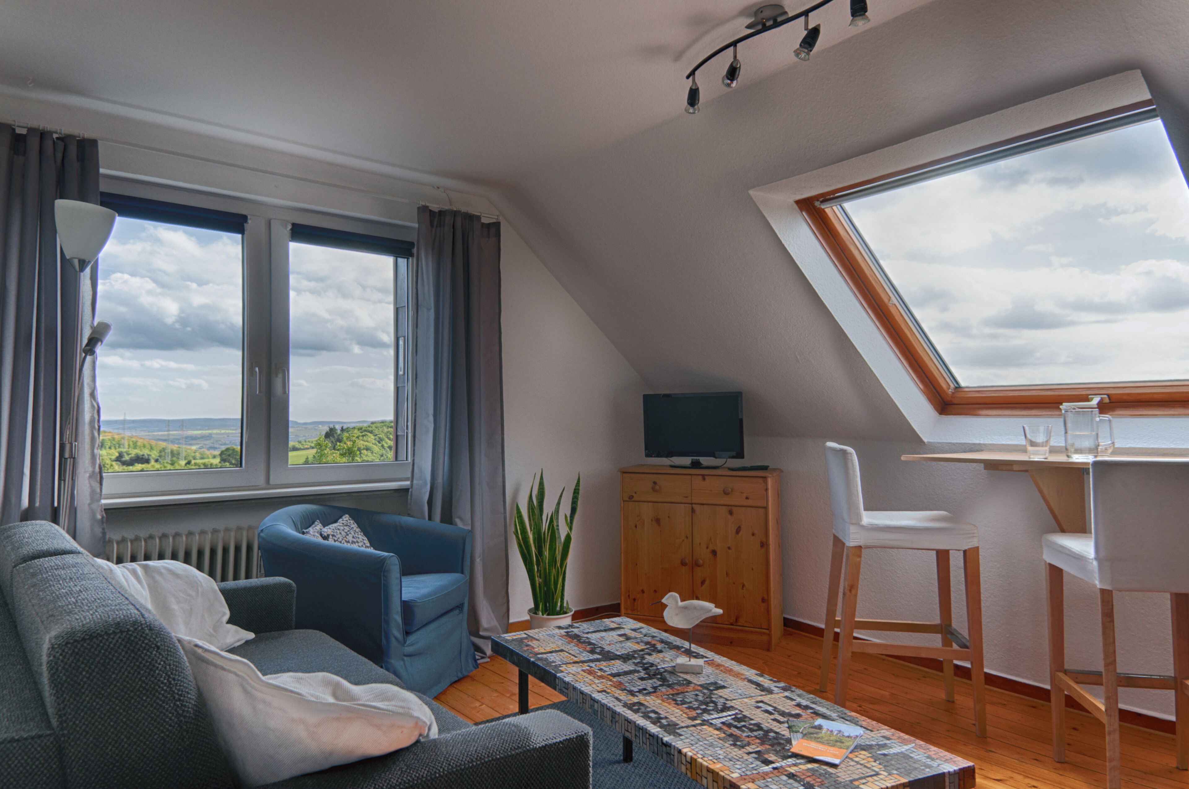 Apartment, 1 Bedroom | Living room | Flat-screen TV