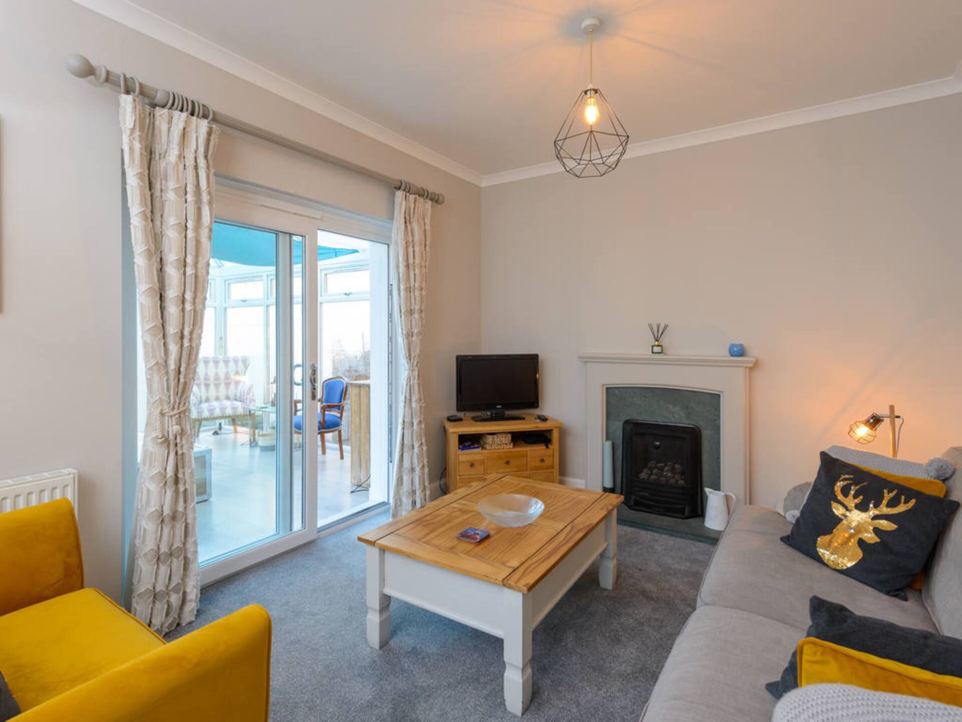 House, Multiple Beds | Living room