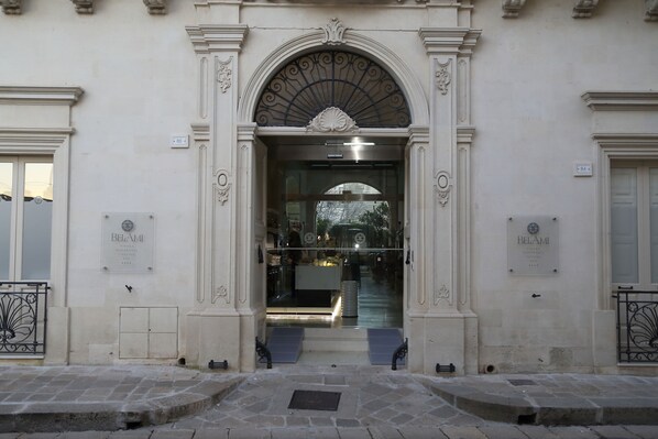 Entrada de la propiedad