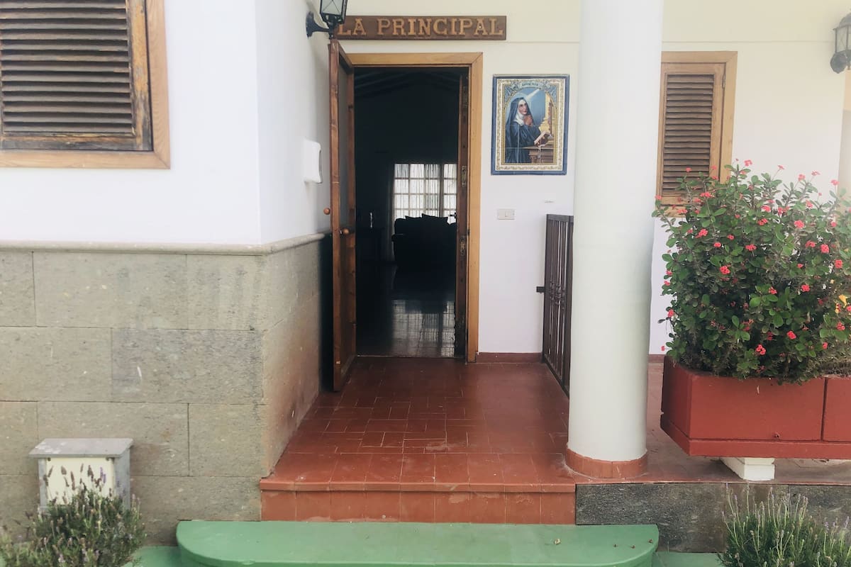 Villa, 3 Bedrooms (1) | Living room | Flat-screen TV