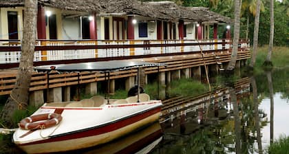 Phoenix Island Resort