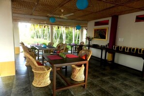 Restaurant - Phoenix Island Resort (Neyyattinkara)