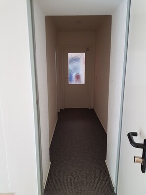 Property entrance - Hotel - Pension - Weller (Dietzenbach)