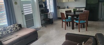 Huge-Location-- 8mile beach, SJUairport, nightlife, walk to bakery
