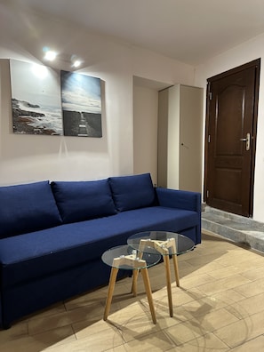 1 bedroom, soundproofing, iron/ironing board, free WiFi