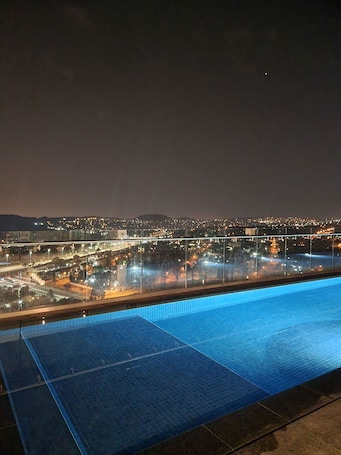 Piscina en la azotea