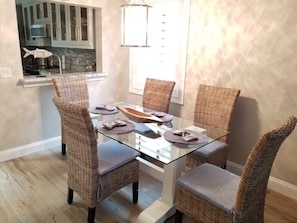 Condo, 2 Bedrooms | Dining