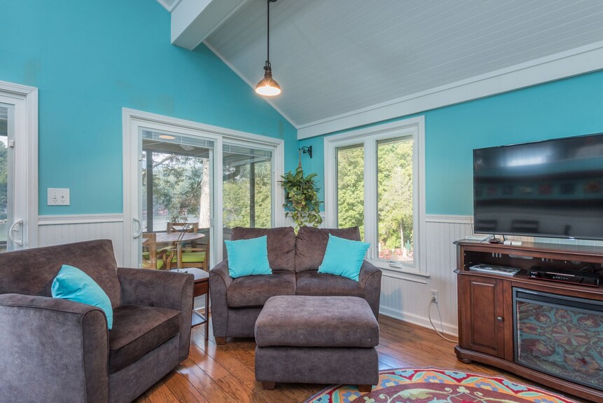 Lakeshire On Lake Lure I 3 Br, Lakefront + Views! - Chimney Rock State Park, Chimney Rock