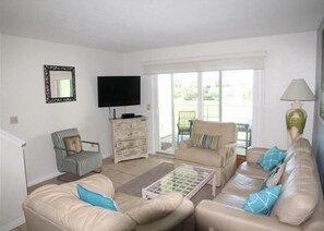 Condo, 2 Bedrooms | Living room | 30-inch TV with cable channels - Colony Reef 15c 2 Bedroom Condo by Redawning (St. Augustine)