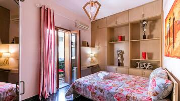 Design Apartment | Premium bedding, individually decorated, individually furnished