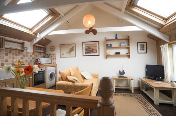 Holiday Home | Living area