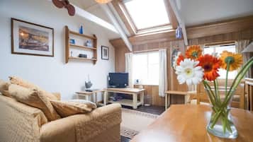 Holiday Home | Living area | Flat-screen TV