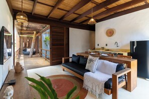 Loft, 1 chambre, patio | Coin cuisine privé